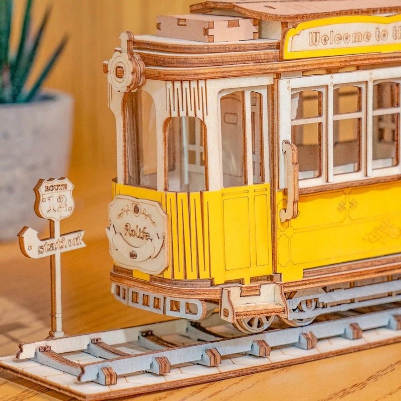 ROLIFE - PUZZLE 3D BOIS - Puzzle 3d Bois | Tram vintage - TG505 - Golemites - Rokr