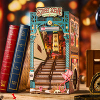 Détail des escaliers et de la rue du Book Nook Scène de Rue TGB13
