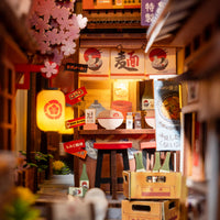 Pièces en bois pré-colorées du Book Nook La Vallée des Vins Sakura