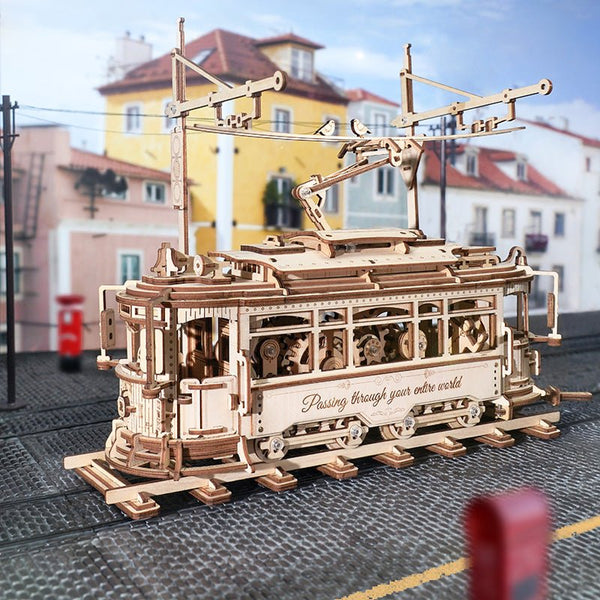 Maquette en bois du Tramway de Lisbonne - Golemites - – Puzzle Maquette en bois du Tramway de Lisbonne - Golemites - – Puzzle