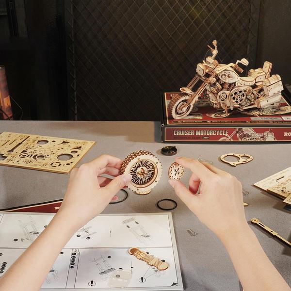 ROBOTIME - PUZZLE 3D BOIS - Puzzle 3D bois | Moto Cruiser - LK504 - Golemites - Rokr