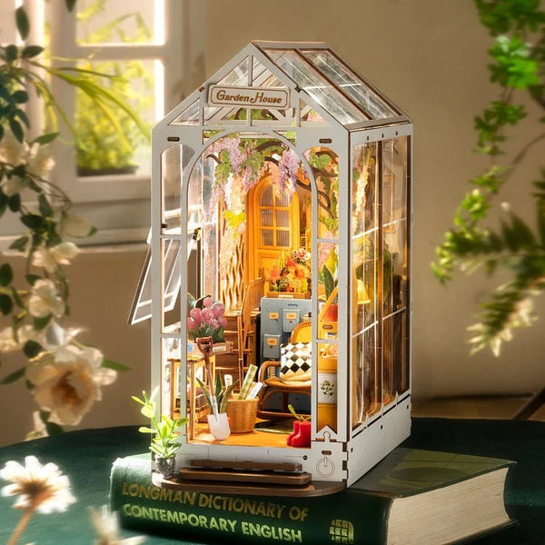 ROLIFE - PUZZLE 3D BOIS - ROLIFE | Book Nook Garden House - TGB06 - Golemites - Rokr