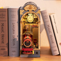 Maquette en bois lumineuse Serre-livres Ruelle - La Magie des Automates